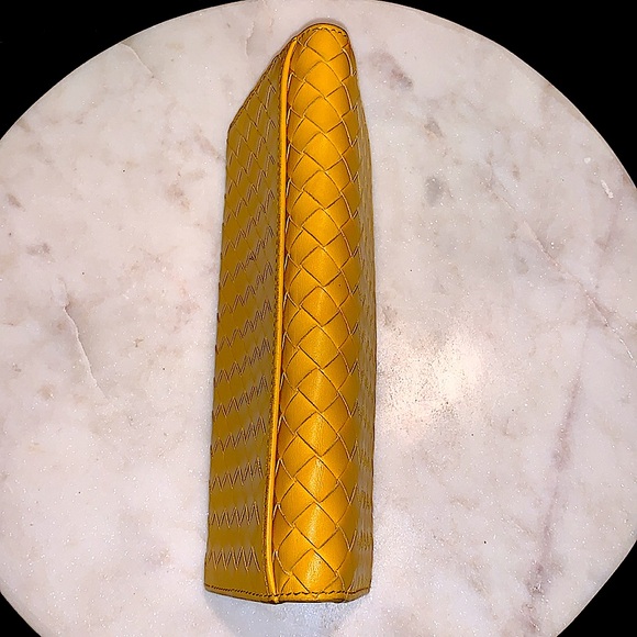 BOTTEGA VENETA CONTINENTAL WALLET BILLFOLD INTRECCIATO MUSTARD LEATHER - Picture 9 of 15